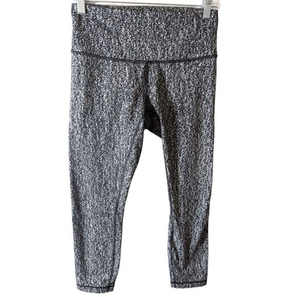 LULULEMON ATHLETICA Wunder Under Crop (Hi-Rise) (21) Size 8 - Picture 4 of 5